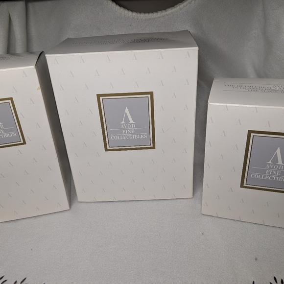 Vintage 1993 Avon Bethlehem Nativity Collection "Magi" 2nd Issue Set of 3 - Picture 11 of 12